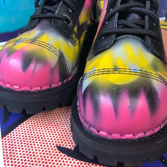 BNIB - NOT A PRINT, ART!  - Leather 10-eye boots, steel toe, size 7.5US WOMENS - Picture 2 of 4